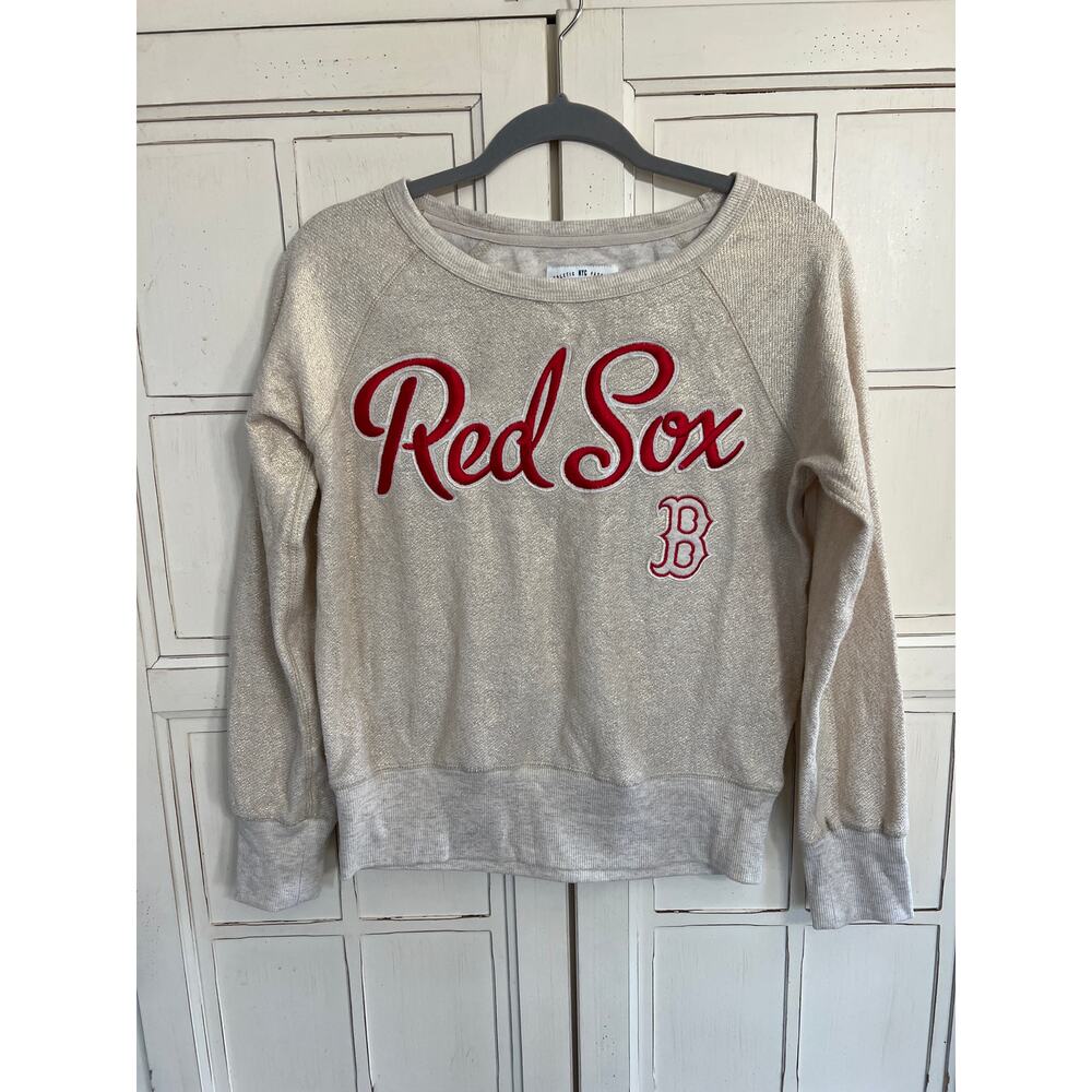 Red Sox Women's Cream Pullover Sweatshirt